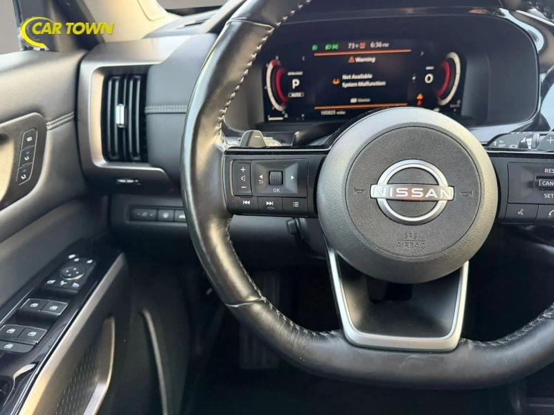 Vehicle photo 34