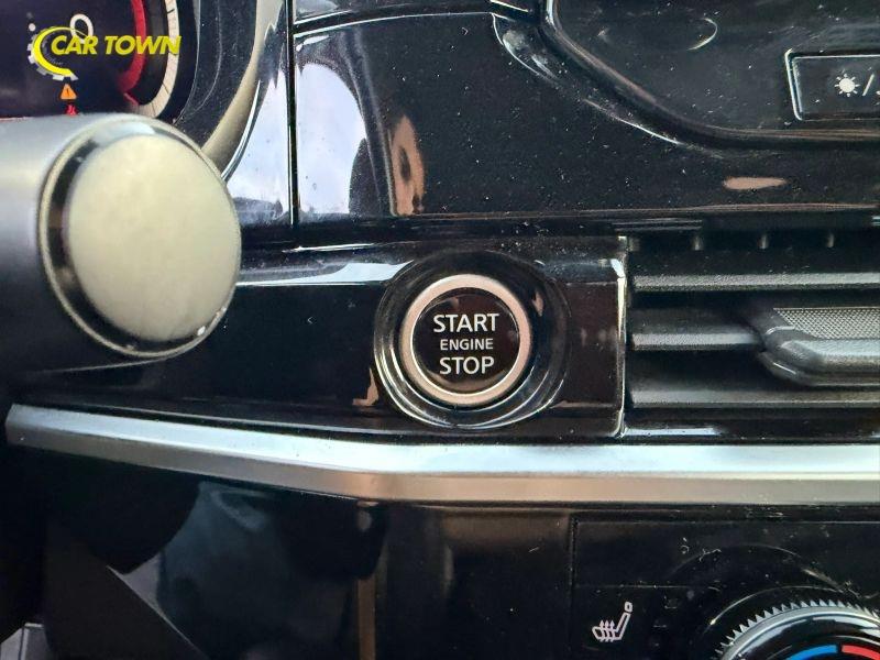 Vehicle photo 38
