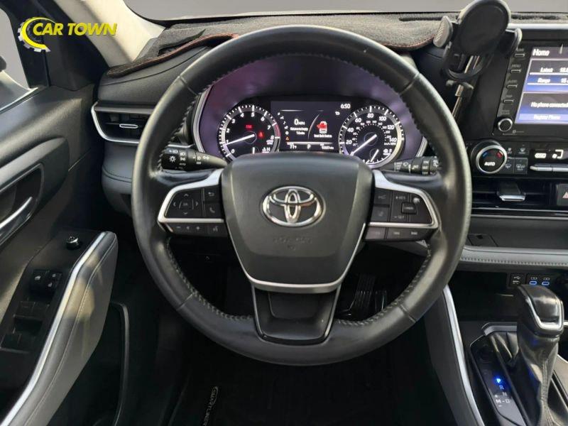 Vehicle photo 27