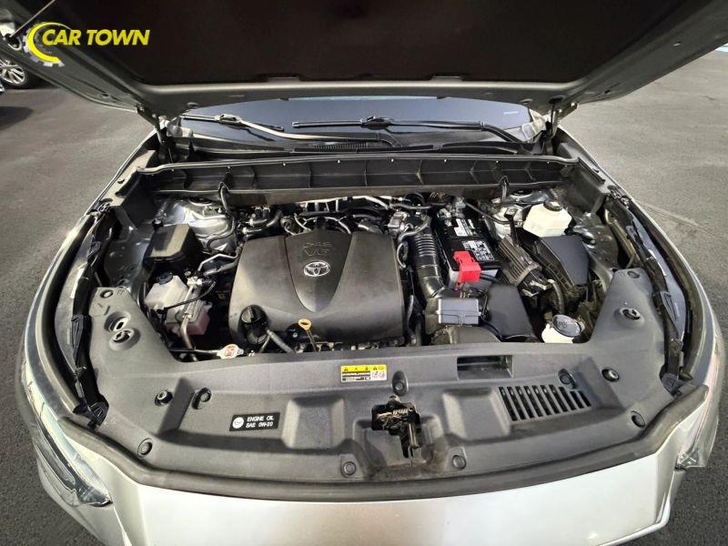 Vehicle photo 41