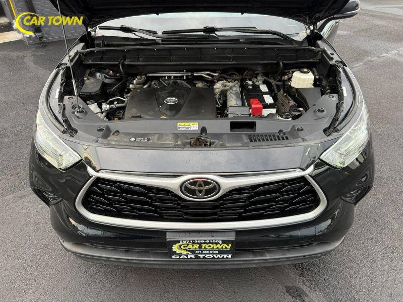 Vehicle photo 49