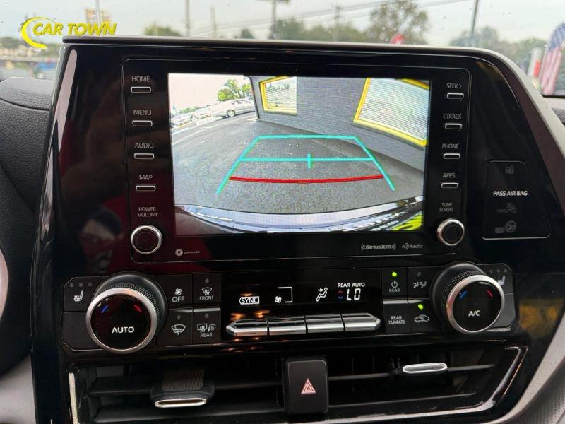 Vehicle photo 51
