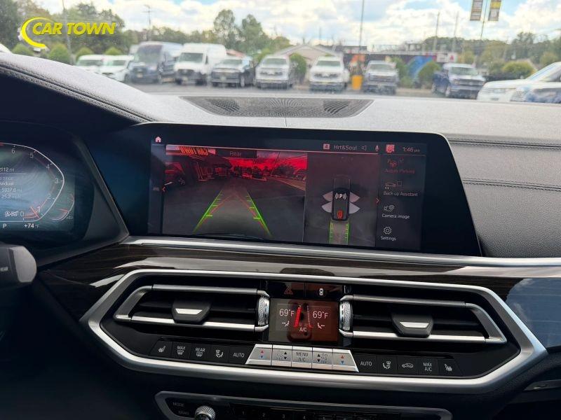 Vehicle photo 35