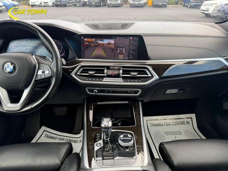 Vehicle photo 36