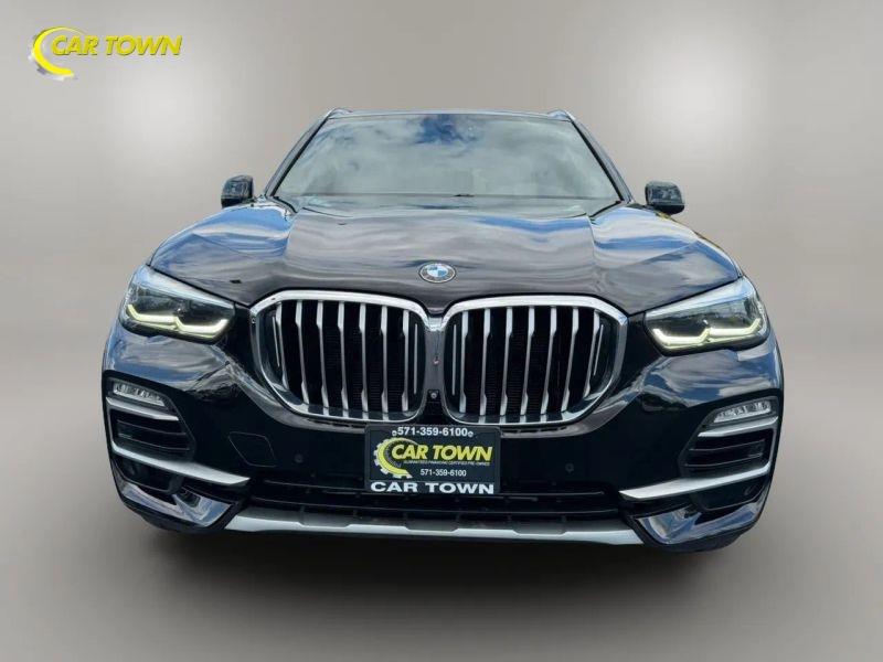 Vehicle photo 4