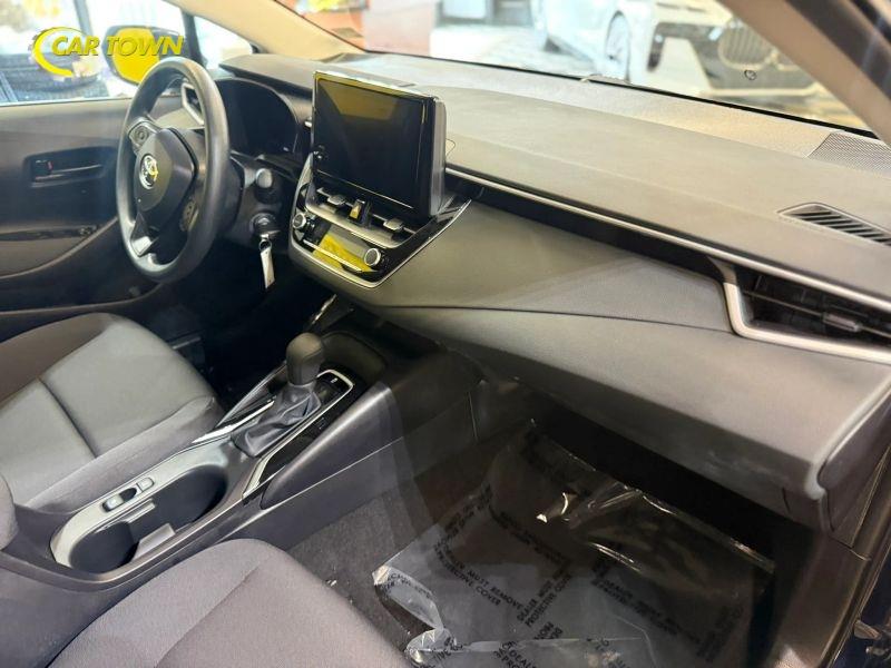 Vehicle photo 22