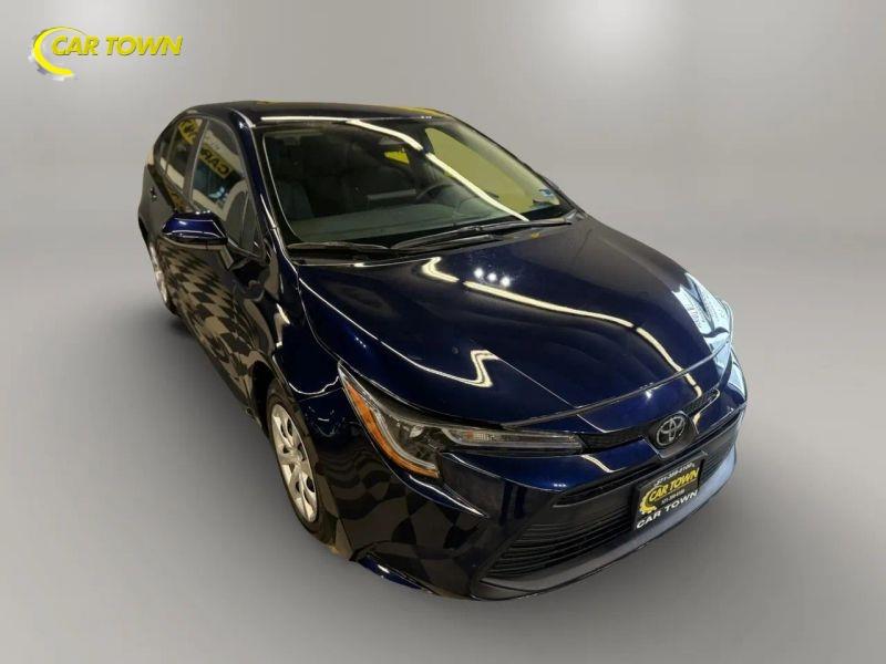 Vehicle photo 5