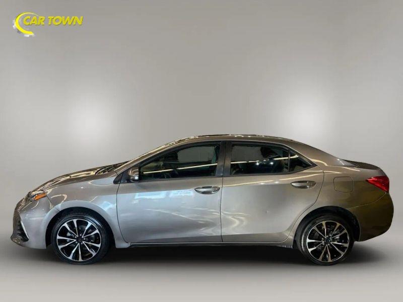 Vehicle photo 14