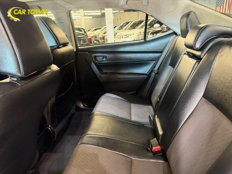 Vehicle photo 31