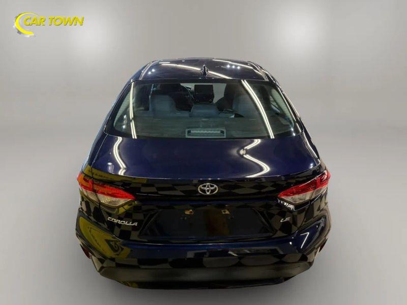 Vehicle photo 10