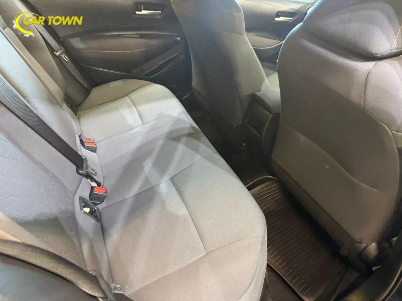 Vehicle photo 31