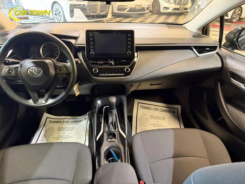 Vehicle photo 32