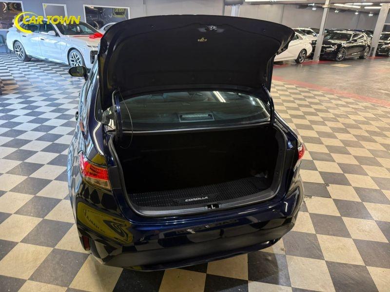 Vehicle photo 33