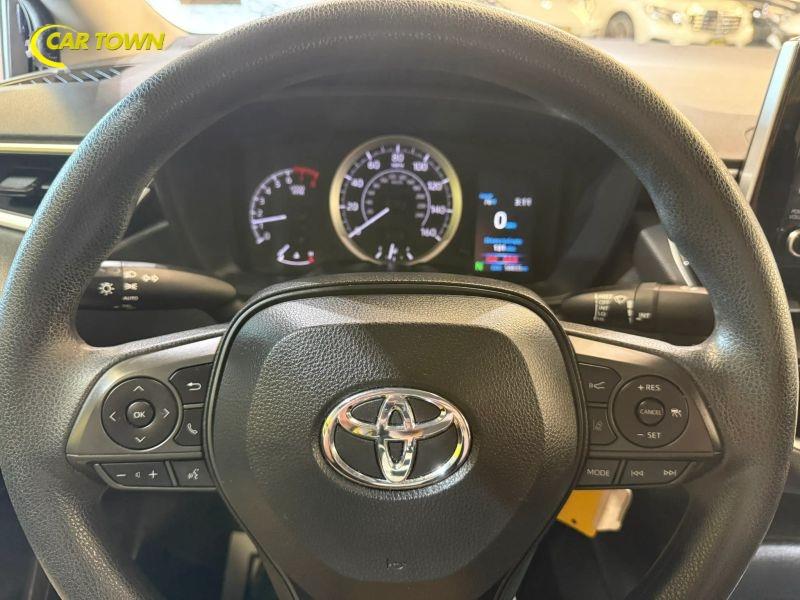 Vehicle photo 44