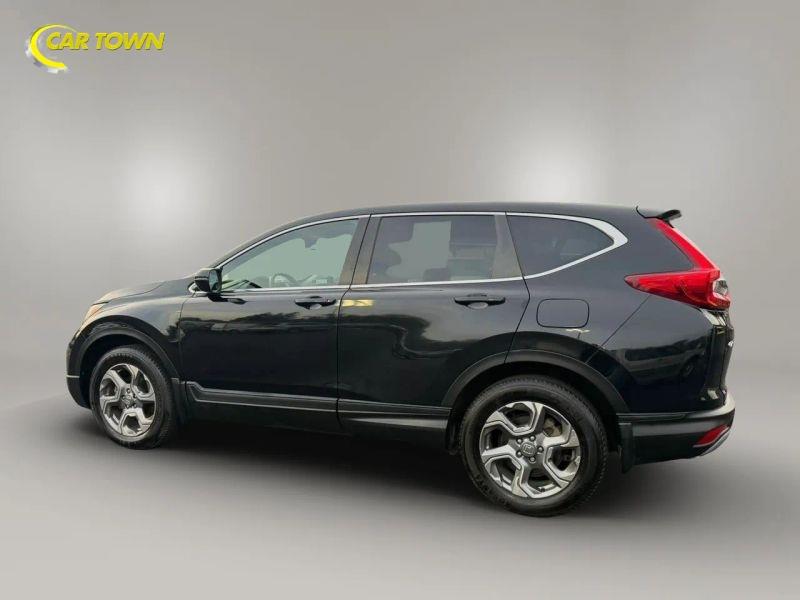 Vehicle photo 14