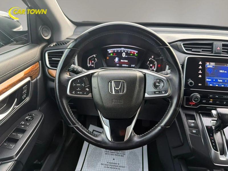 Vehicle photo 32