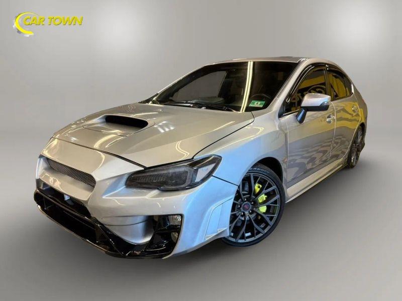 Vehicle photo 2