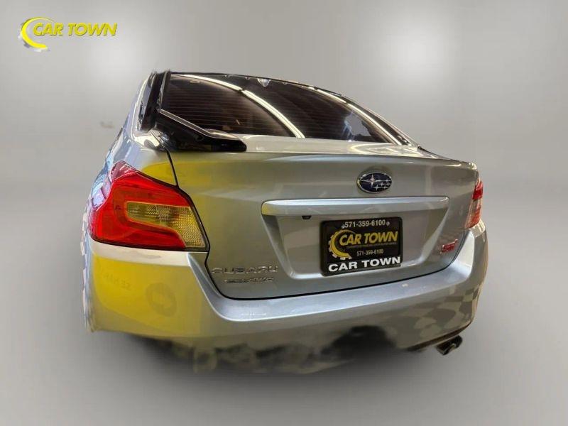 Vehicle photo 34