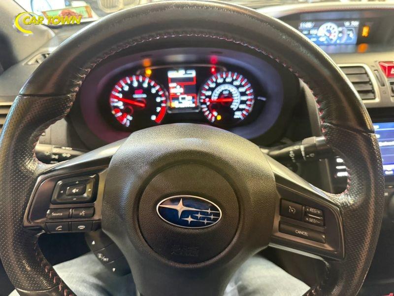 Vehicle photo 41