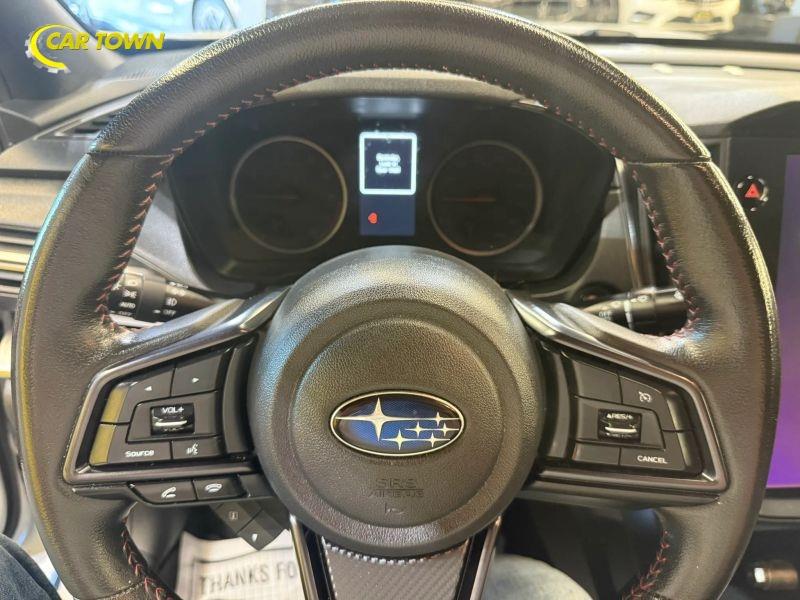 Vehicle photo 38