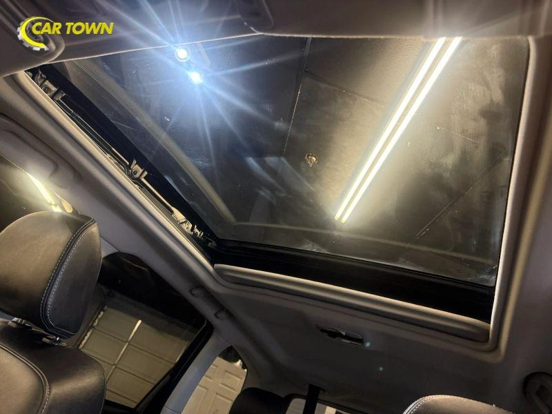 Vehicle photo 27