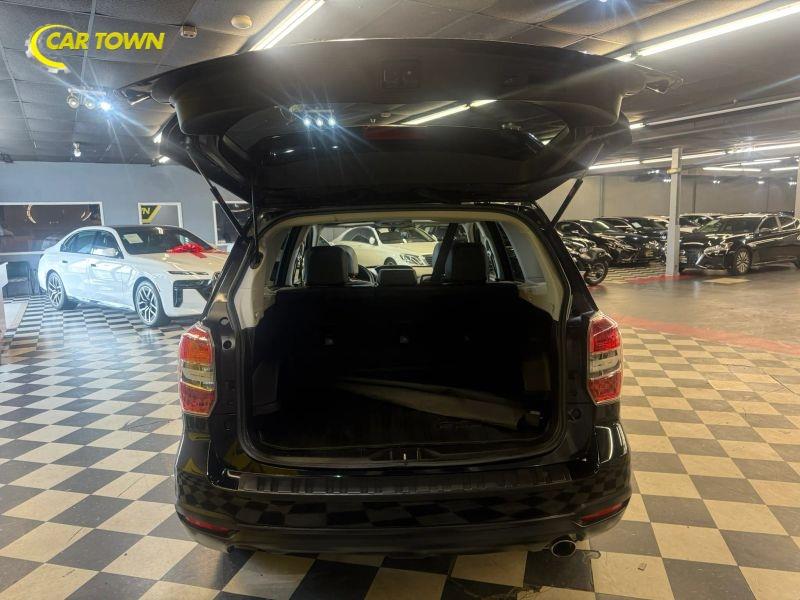 Vehicle photo 37