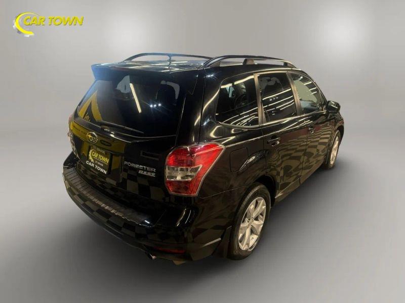 Vehicle photo 8