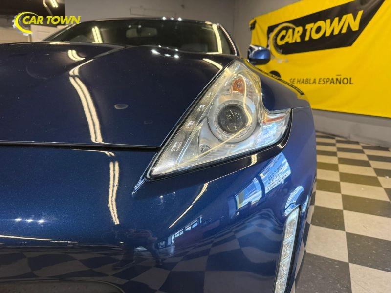 Vehicle photo 31