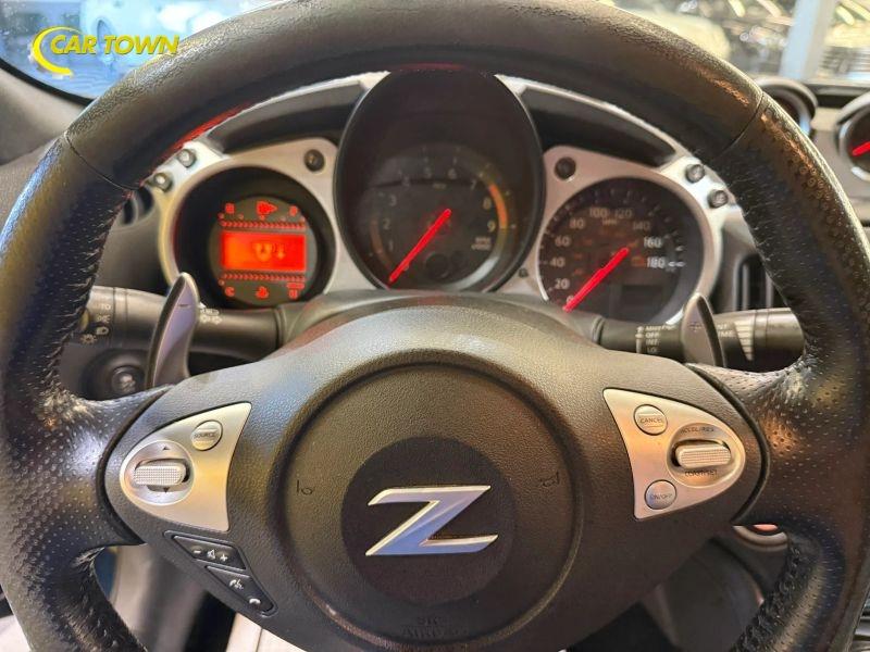 Vehicle photo 35