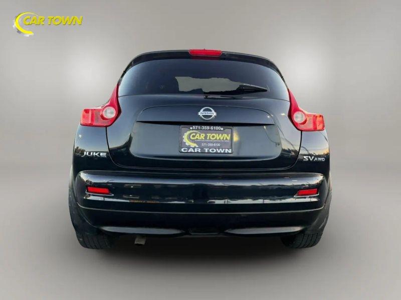 Vehicle photo 11
