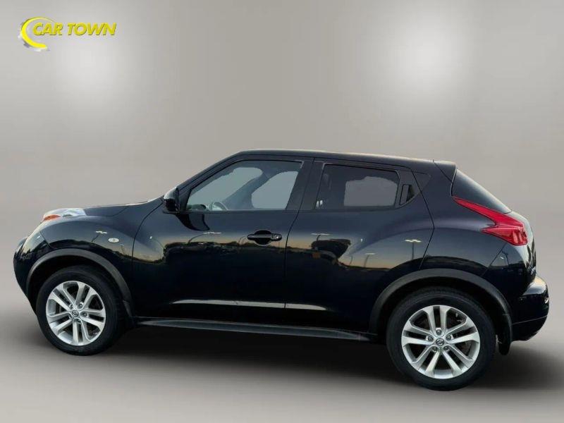 Vehicle photo 14