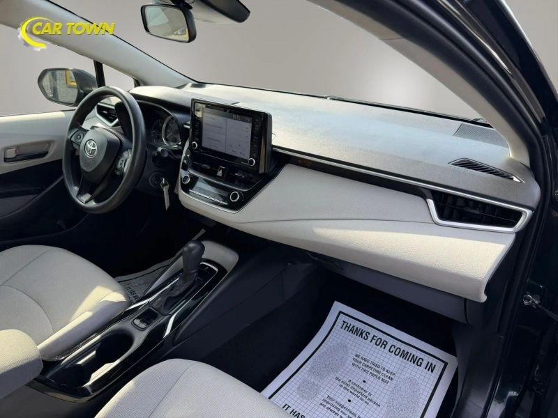 Vehicle photo 18