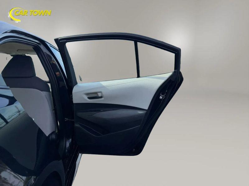 Vehicle photo 22