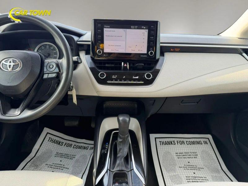 Vehicle photo 28
