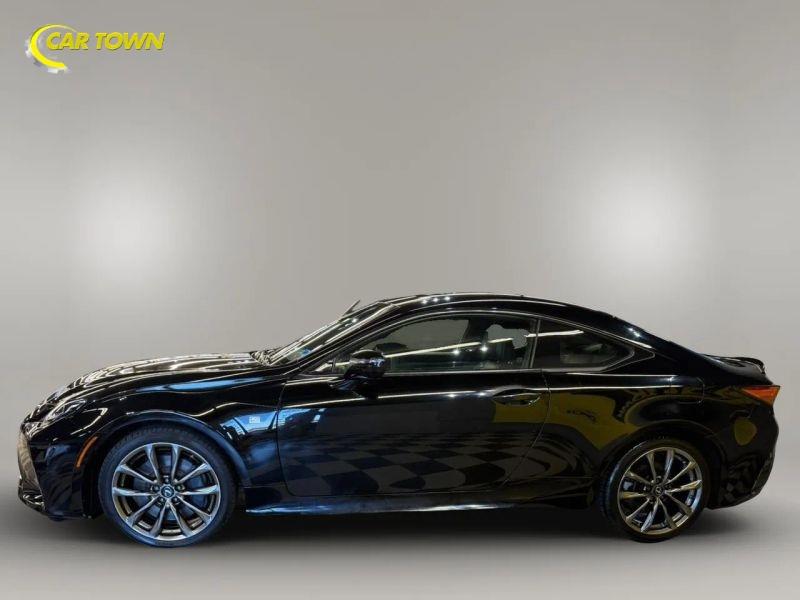 Vehicle photo 13
