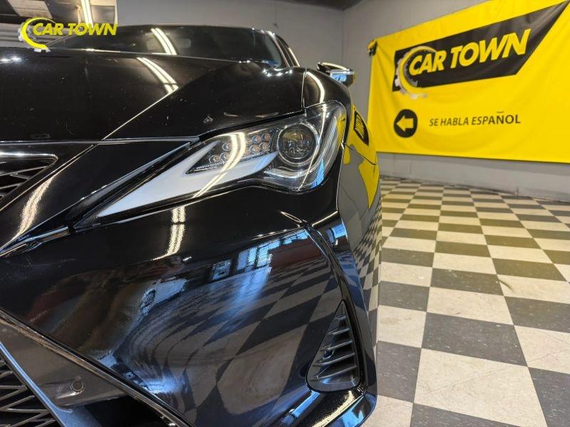 Vehicle photo 32