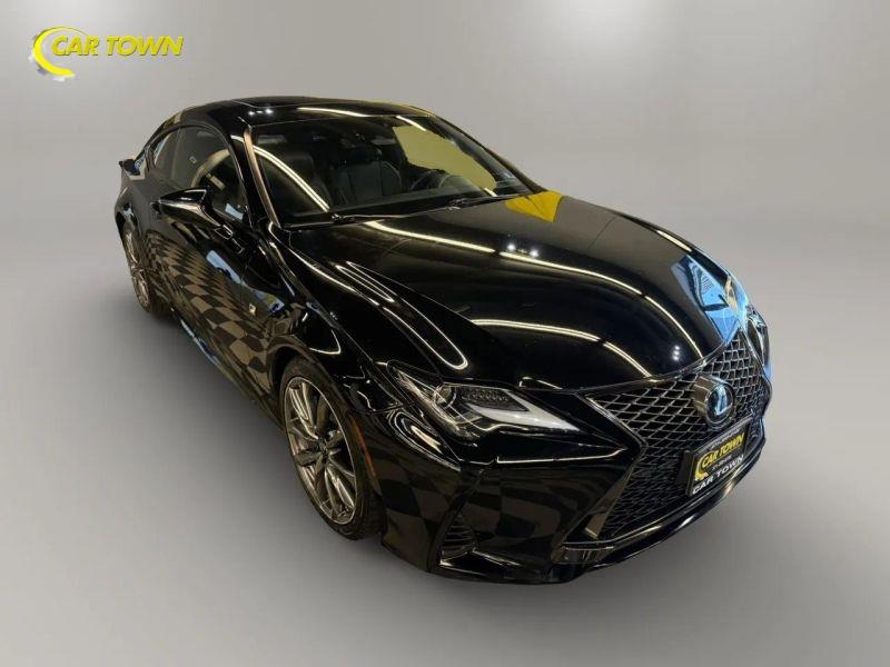 Vehicle photo 5