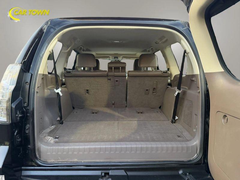 Vehicle photo 27