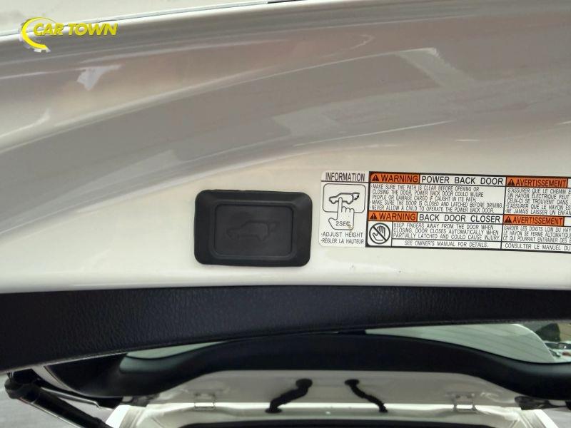 Vehicle photo 27
