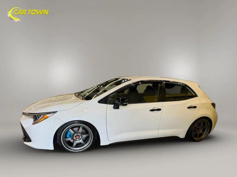 Vehicle photo 14