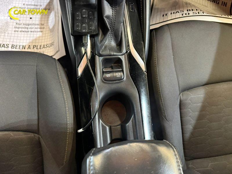 Vehicle photo 21