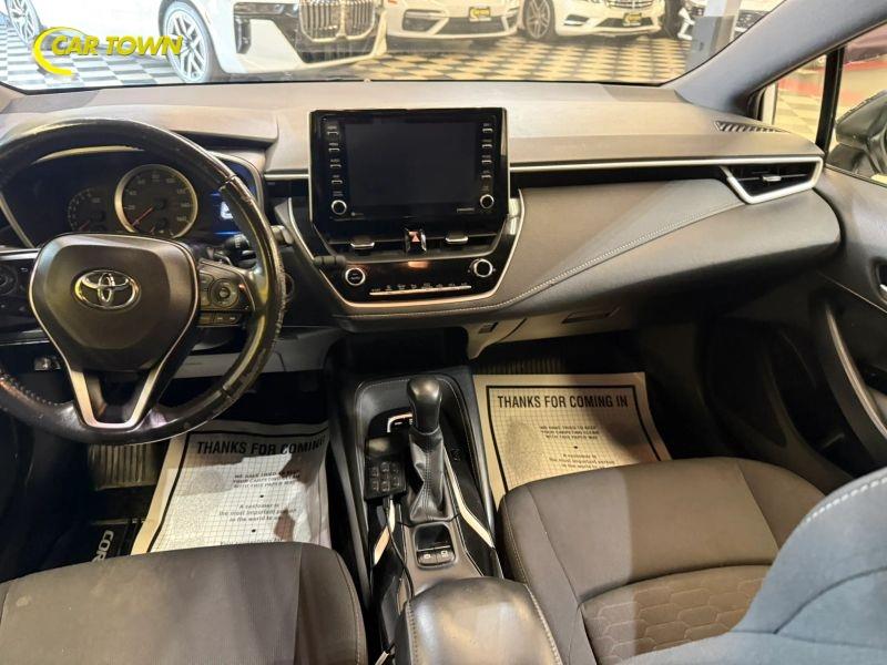 Vehicle photo 30