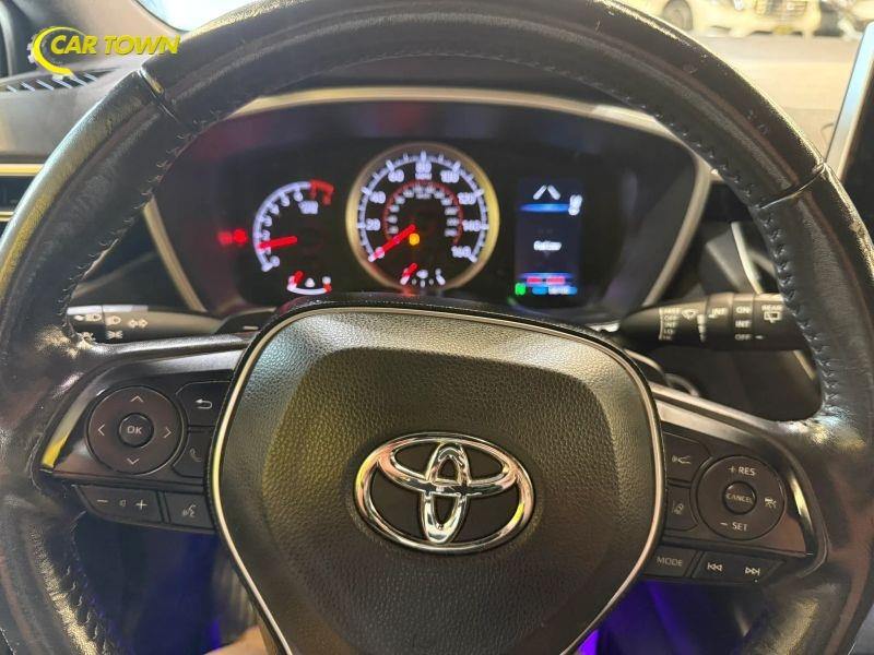 Vehicle photo 45