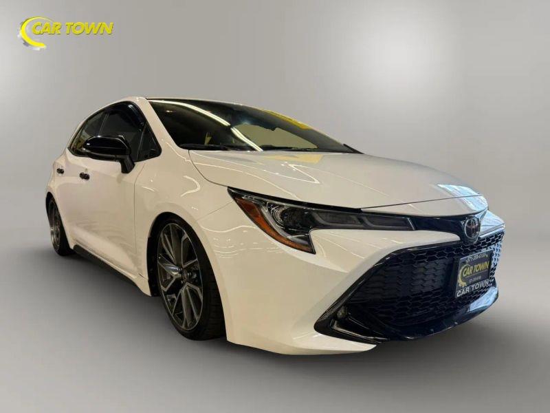 Vehicle photo 6