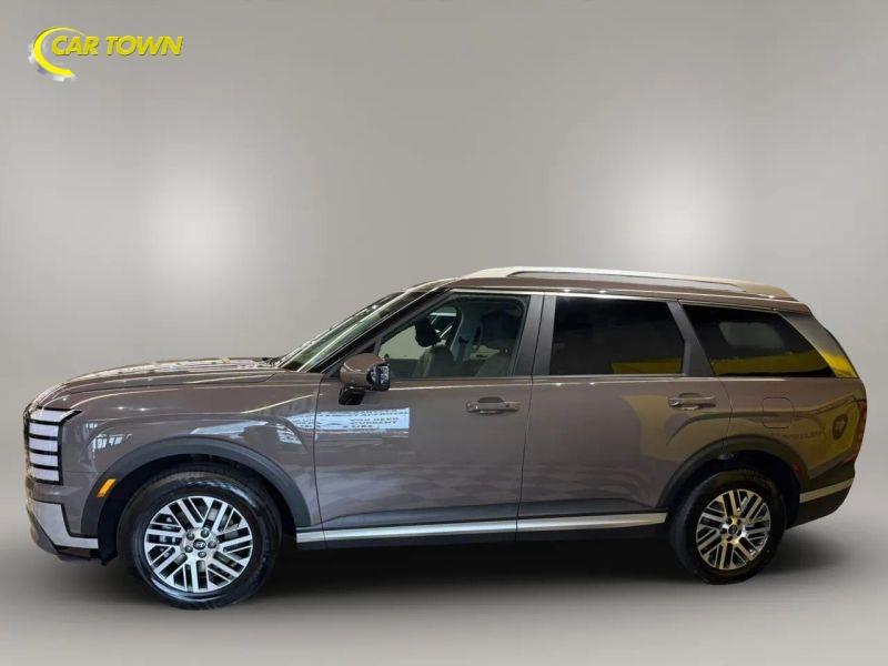 Vehicle photo 14