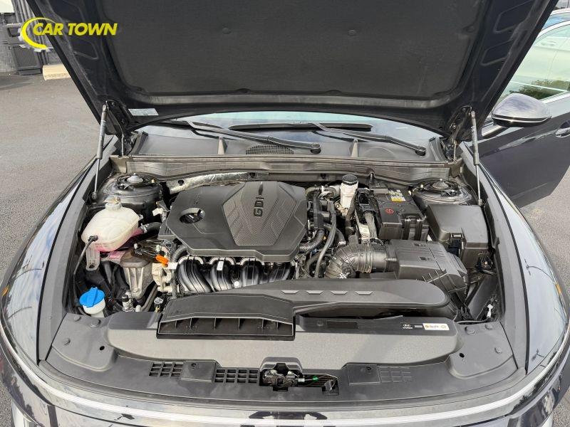 Vehicle photo 31