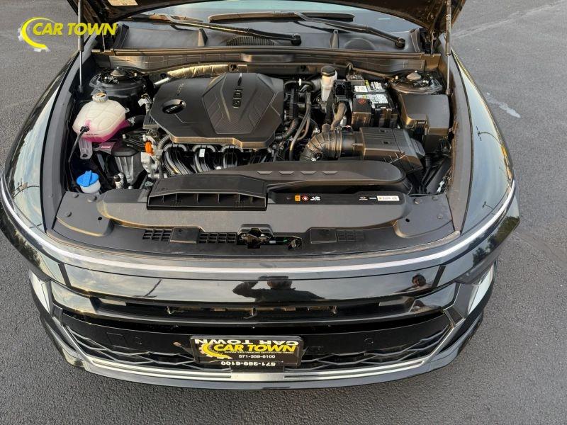 Vehicle photo 35