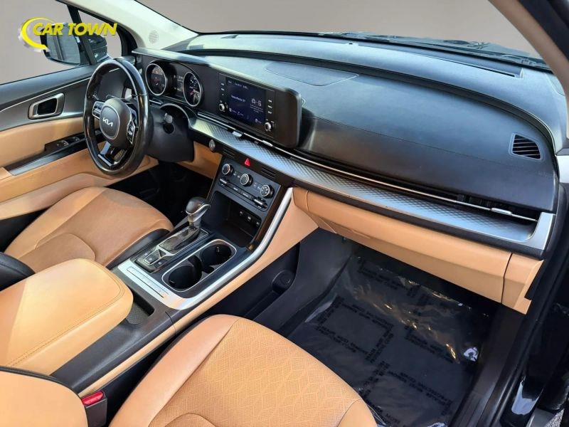Vehicle photo 21