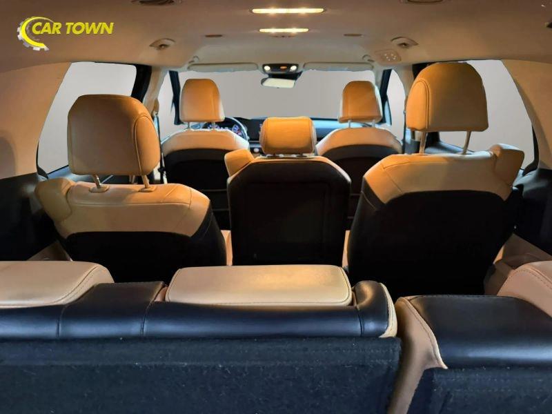 Vehicle photo 27