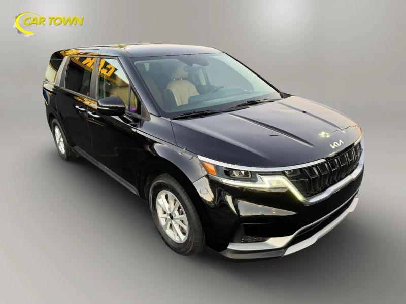 Vehicle photo 5